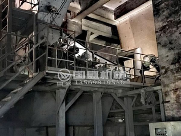 矿石成人网站进入口红豆